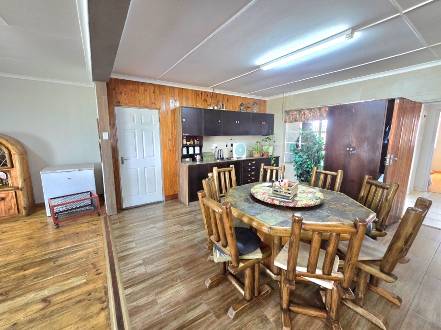 5 Bedroom Property for Sale in Bethlehem Rural Free State